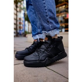 Chekich 057.05 magasszárú férfi cipő fekete